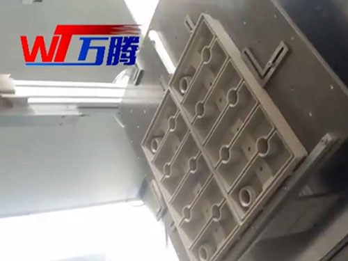 全自动蓄电池灌胶